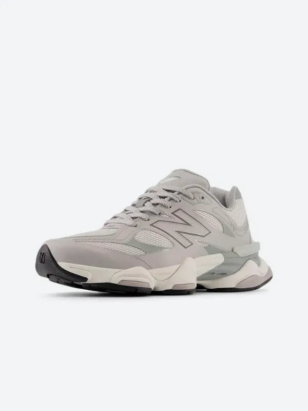 Кроссовки New Balance 9060