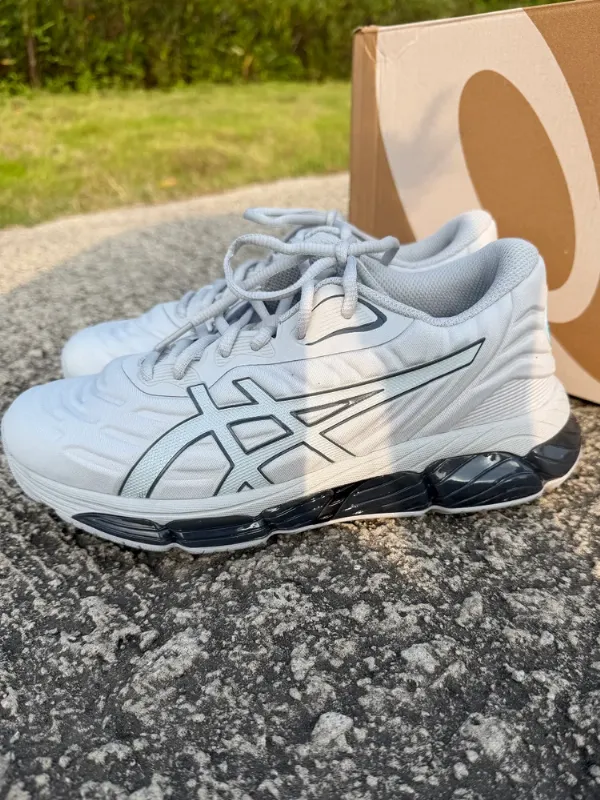 Кроссовки ASICS