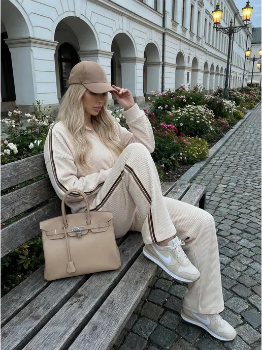 Костюм брючный двойка