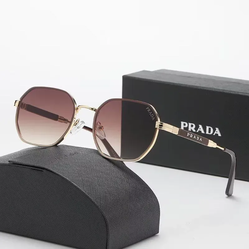 Prada Очки солнцезащитные
