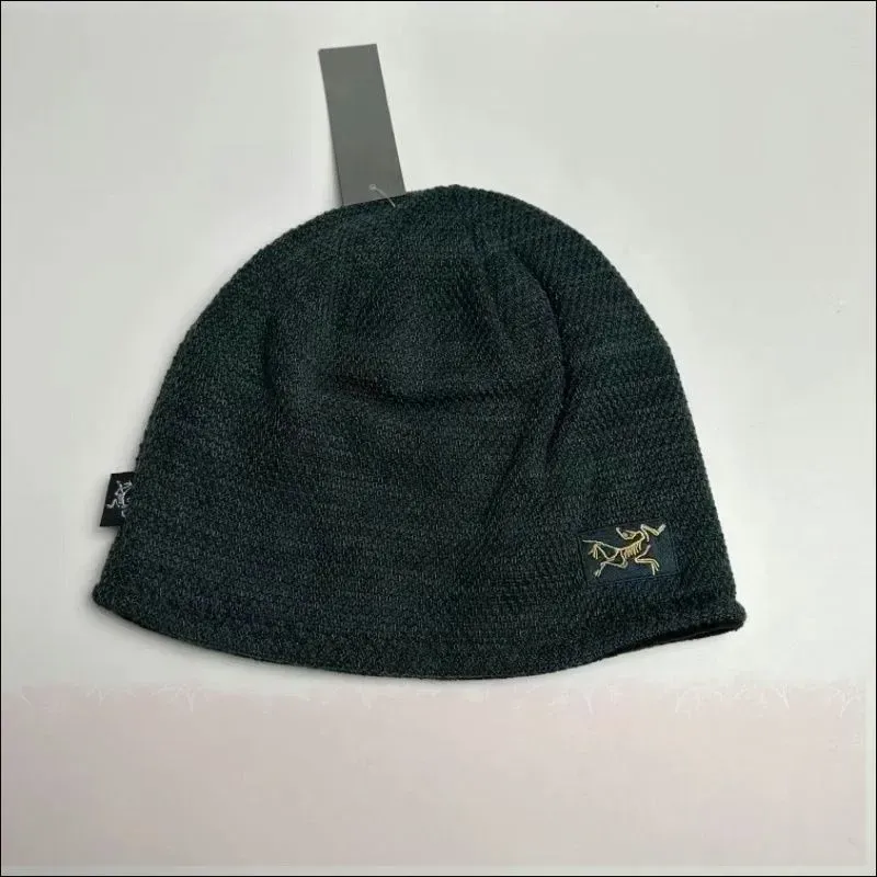 Шапка боярка Arc'teryx, 1 шт
