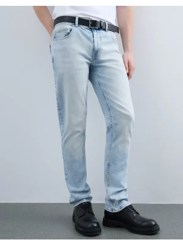 Джинсы зауженные slim