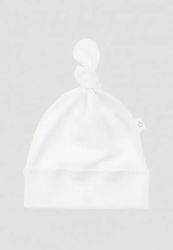 Mjolk
Шапка White