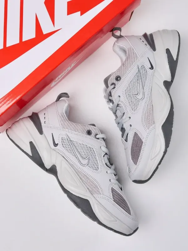 кроссовки мужские nike